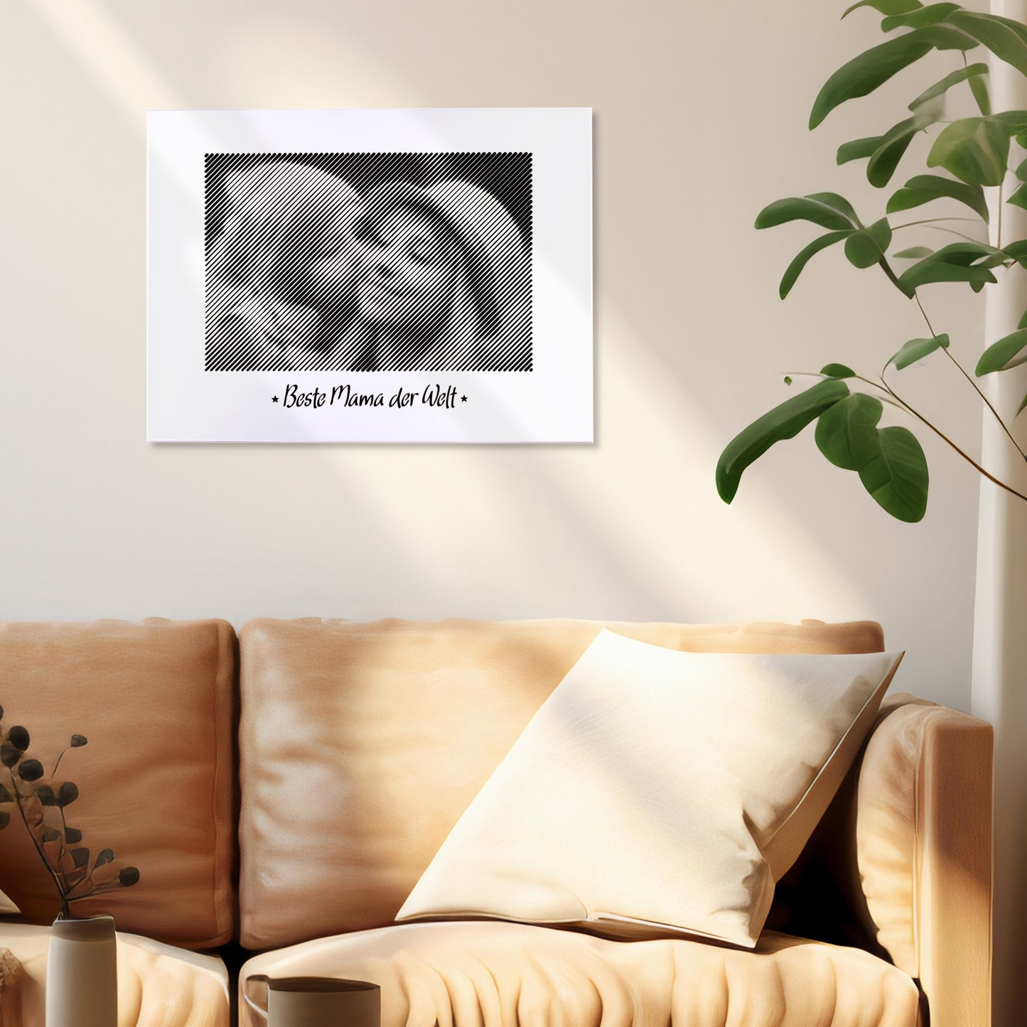 Fotogravur als Wandbild im Wohnzimmer – ein einzigartiges Fotogeschenk zum Muttertag, das wertvolle Erinnerungen in stilvoller Form festhält.