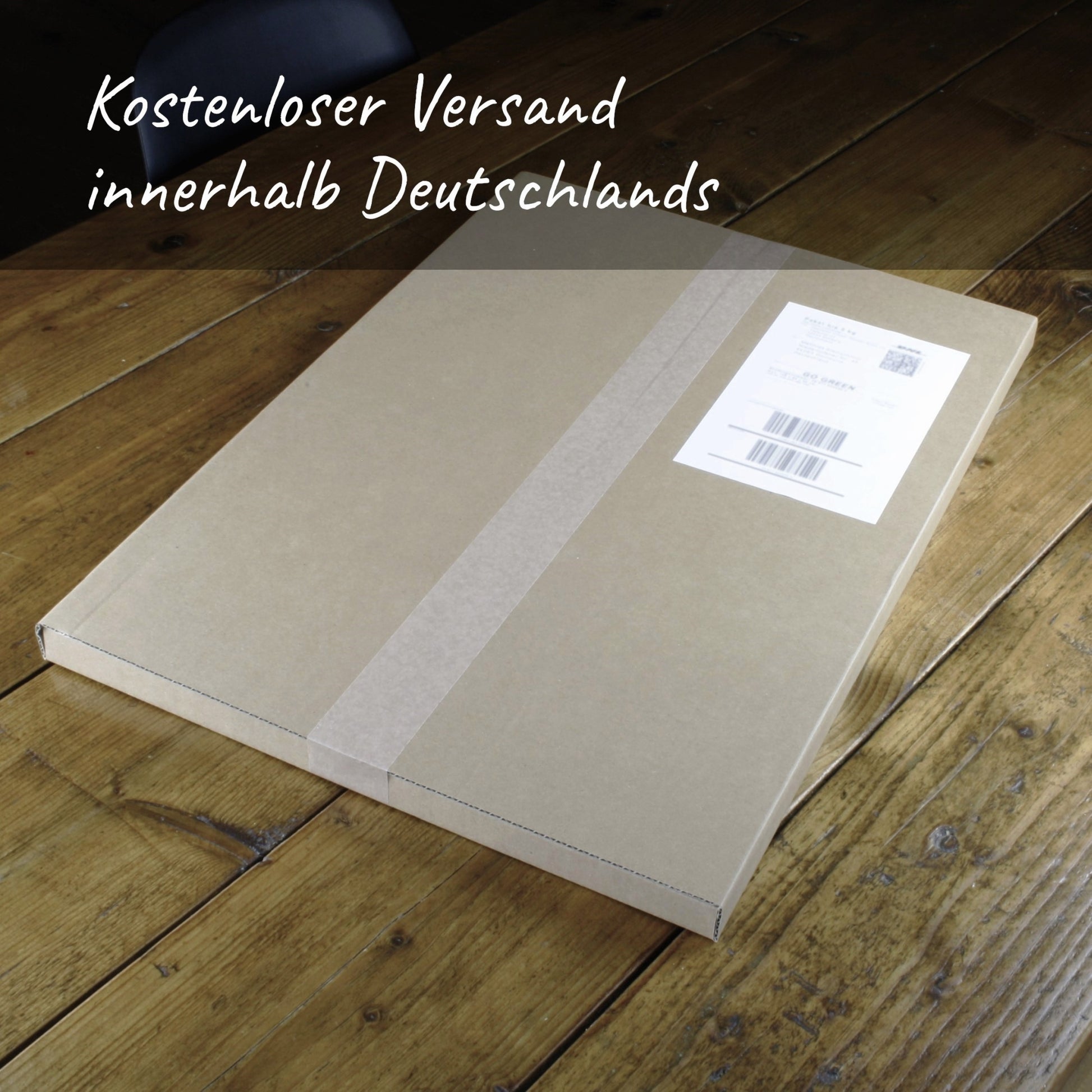Trauerportrait in einer sicheren Versandverpackung mit Geschenkoption – ein einfühlsames Fotogeschenk, das liebevolle Erinnerungen bewahrt.